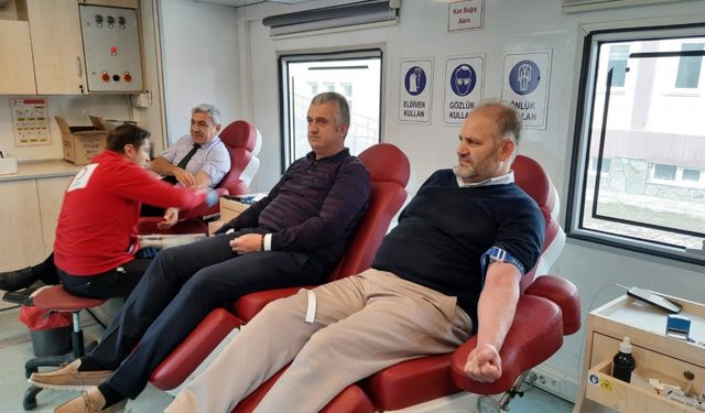 Bayburt'ta kan bağışı kampanyası düzenlendi