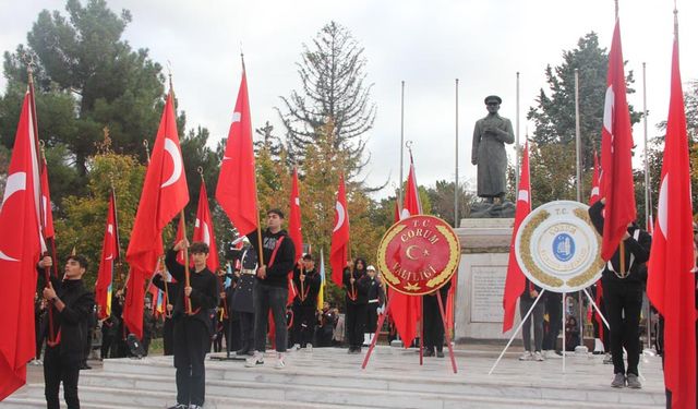 09.05'te Çorum'un durduğu an: Atatürk'e saygı
