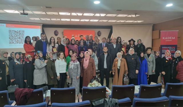 Kadına şiddet için farkındalık oluşturuyorlar