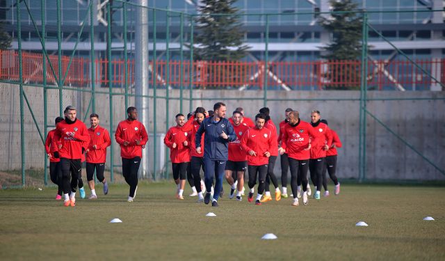 Ahlatcı Çorum FK'dan Göztepe maçına özel hazırlık