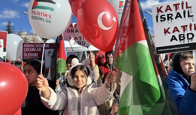Çorum'da yürekler Filistin için atıyor: Kadınlar ve çocuklar Filistin için yürüdü