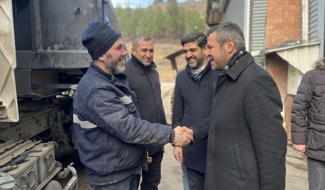 AK Parti Karabük Belediye Başkan adayı Çetinkaya ziyaretlerde bulundu