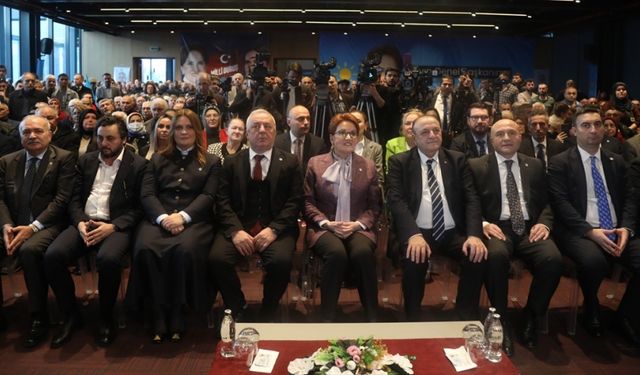 İYİ Parti Genel Başkanı Akşener, Samsun'da partisinin aday tanıtım toplantısına katıldı: