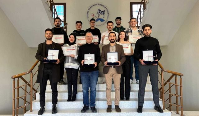 KBÜ Türker İnanoğlu İletişim Fakültesi öğrencilerine 4 ödül