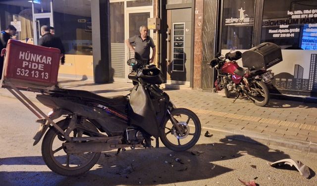 Samsun'da iki motosikletin çarpıştığı kazada sürücüler yaralandı