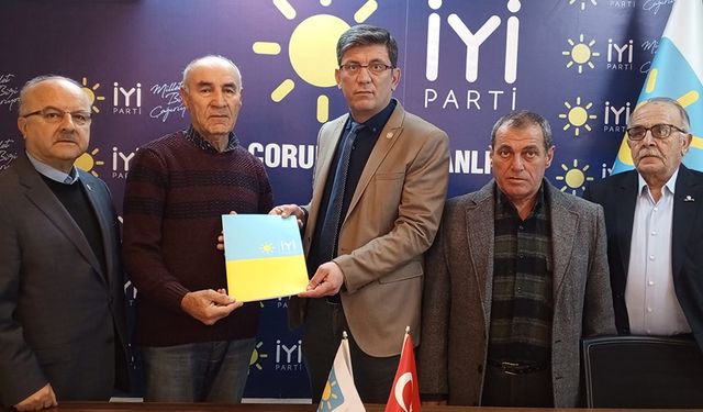Kemal Arslan, MHP’den  istifa ederek İYİ Parti'den Osmancık Belediye Başkanlığına aday adayı oldu