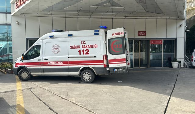 Karabük'te kolu merdaneye sıkışan işçi hastaneye kaldırıldı