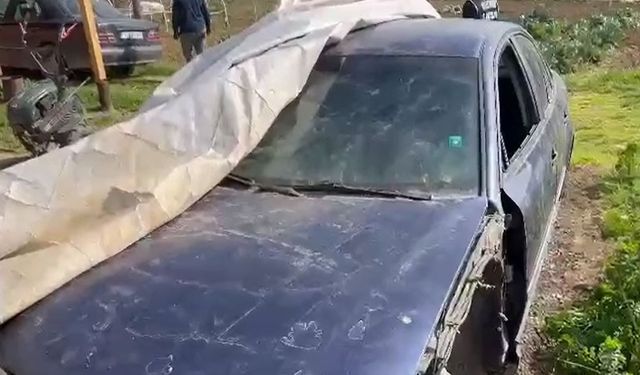 Samsun'da gümrük kaçağı iki otomobil bulundu