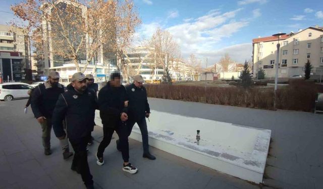 Kırşehir’de, DEAŞ’ın sözde askerlerine operasyon: 6 Gözaltı