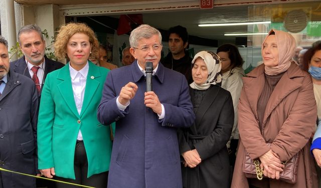 Gelecek Partisi Genel Başkanı Davutoğlu, Bartın'da ziyaretlerde bulundu