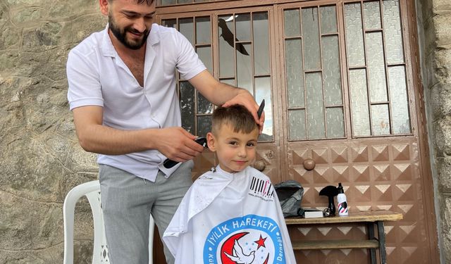 Amasya'da "Gönül Tıraşı Projesi" ile köyde yaşayan çocuklar tıraş ediliyor