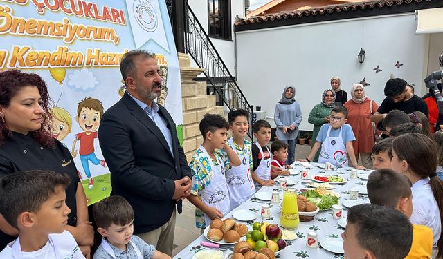 Çocuklar için sağlık festivali: Kendi beslenme çantalarını hazırladılar!