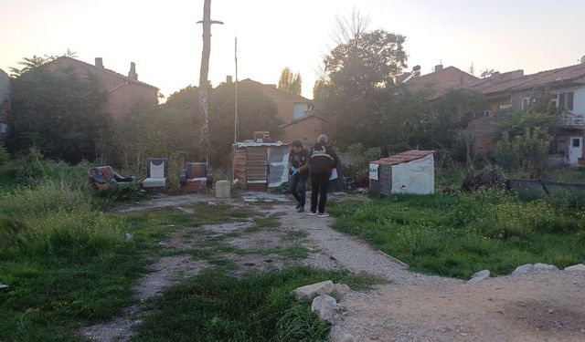 Cezaevinden yeni çıkmıştı... Husumetlisi "Geçmiş olsun" deyip silahla vurdu