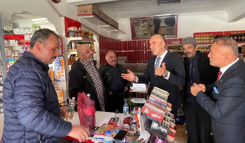 Renkli Bayram ziyareti: Milletvekili adayı Bekir Özsaçmacı Uğurludağ'da