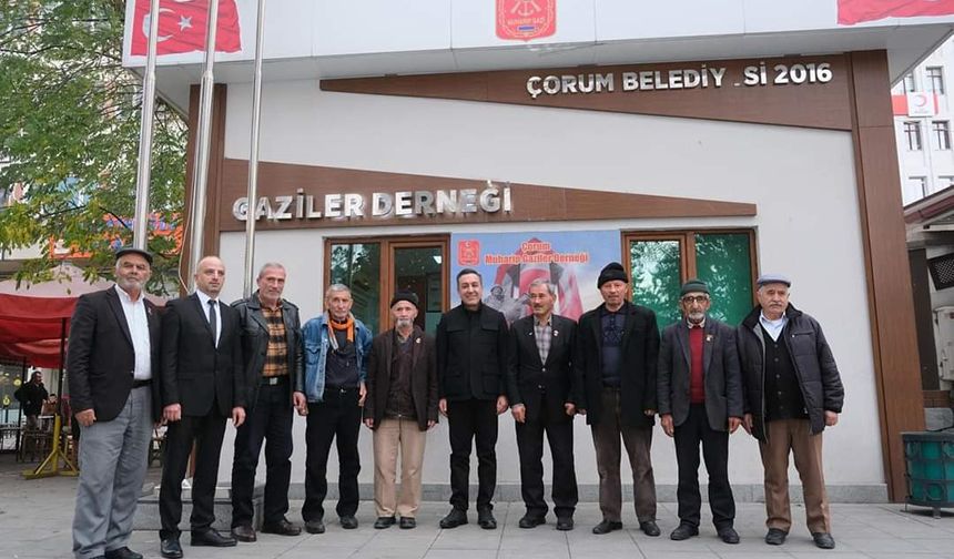 AK Parti'nin aday adayı Muhsin Dere'den gazilere özel ziyaret