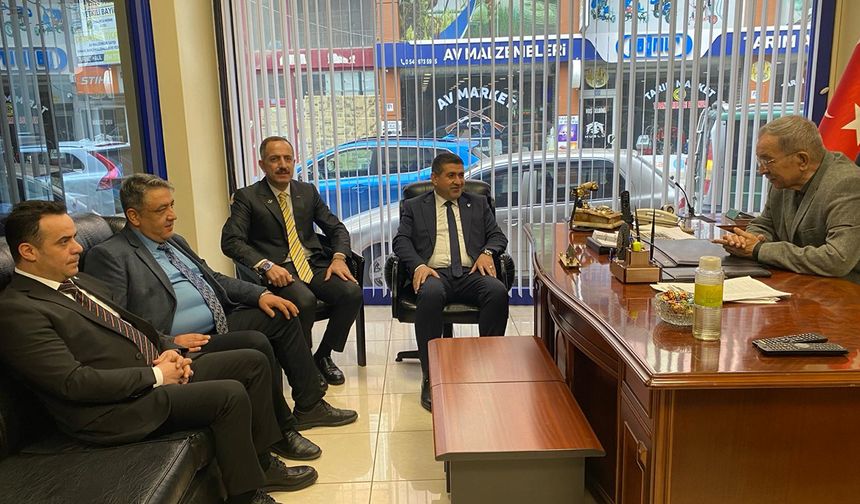 Her kapıyı çalan aday: Çorum Belediye Başkan adayı Yaşar Anaç gönüller fethediliyor