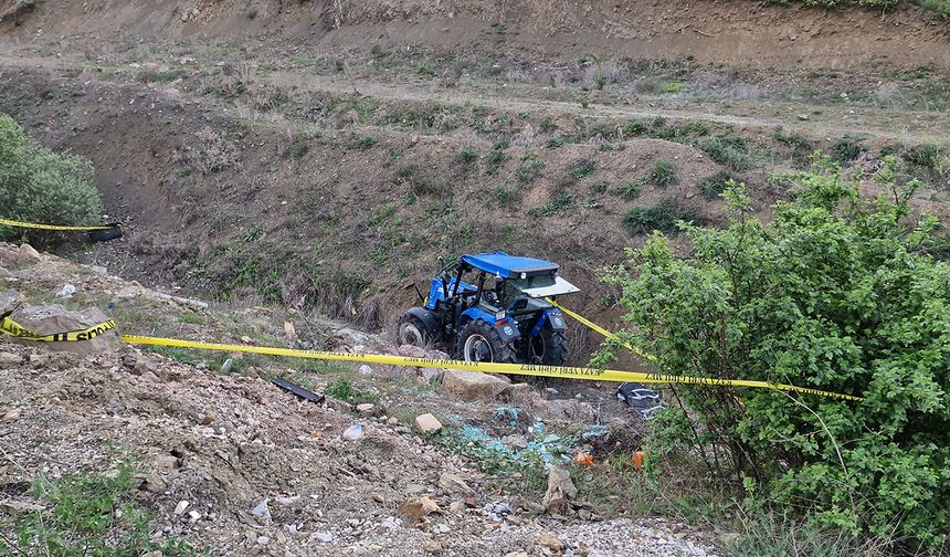 Çorum'da feci kaza: Traktör dereye uçtu, sürücü hayatını kaybetti!