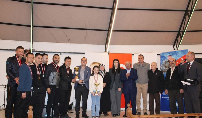 Şehit Habip Gökçe turnuvasında unutulmaz final: Türk Eğitim-Sen şampiyon