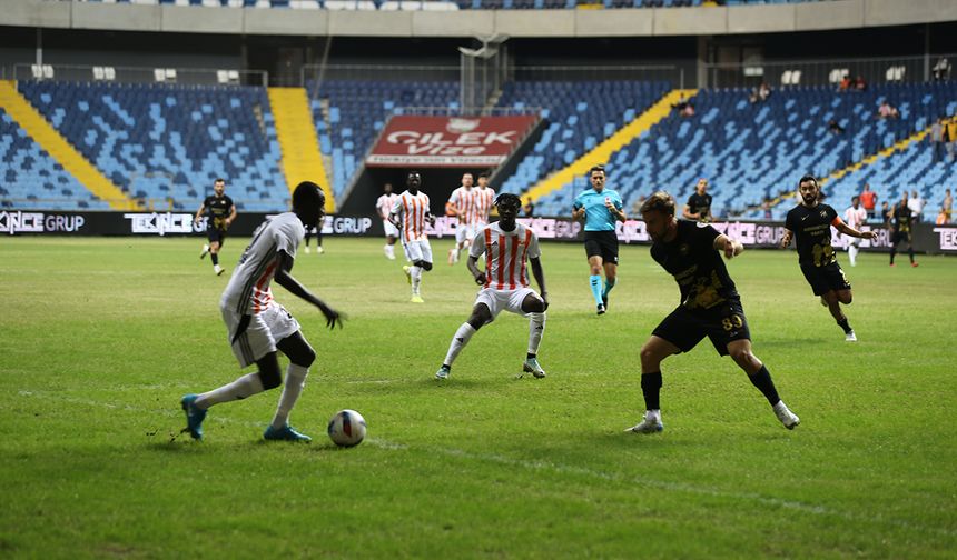 Çorum FK'dan muhteşem galibiyet: Adanaspor'u 2-0 ile geçti